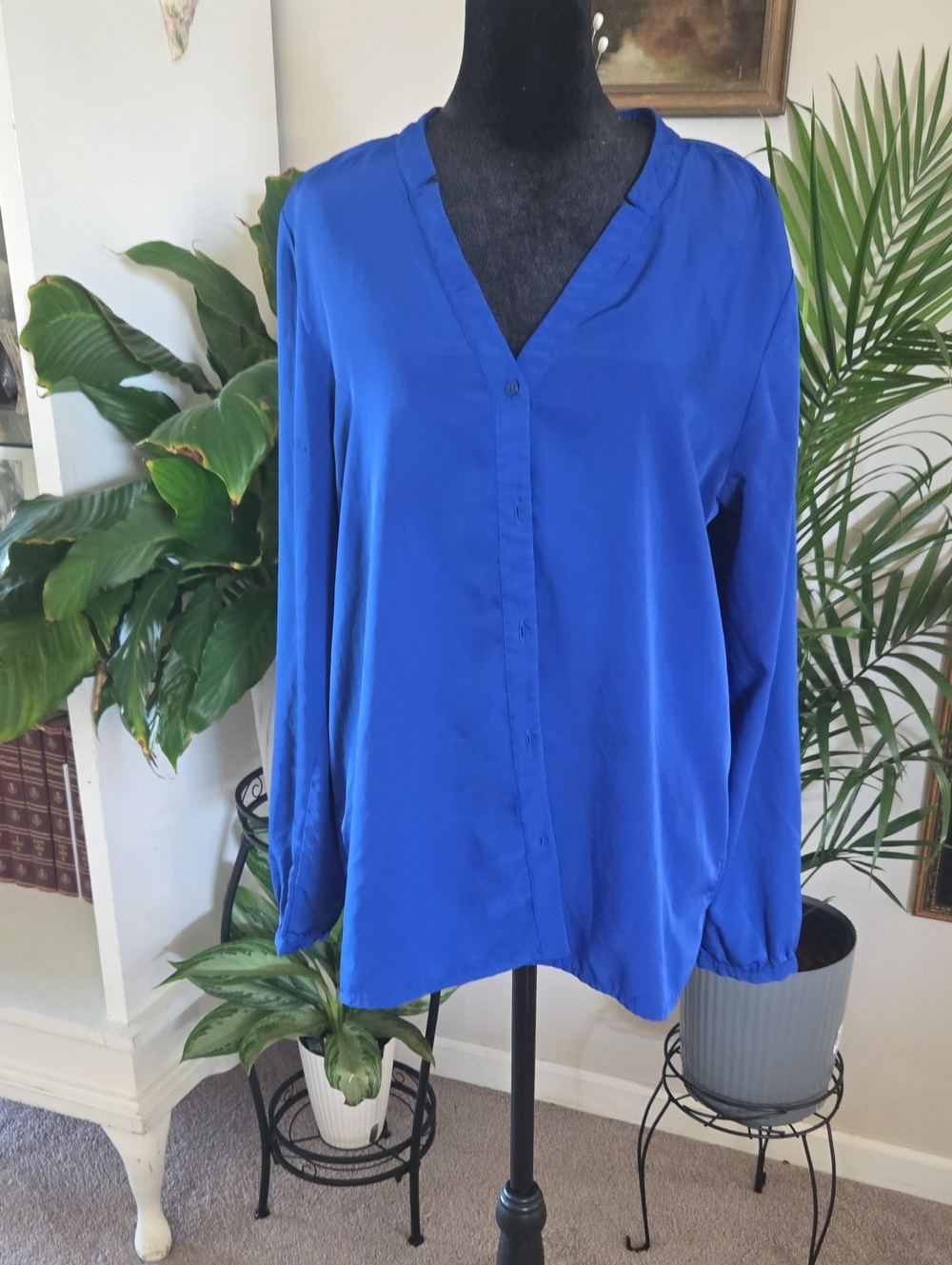 Tommy Hilfiger Royal Blue Button-Front V-Neck Blouse